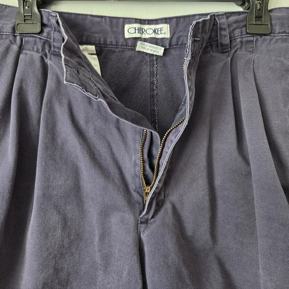 Cherokee Men’s Vintage Navy Blue Pleated Chino Shorts Dark Wash Size 34